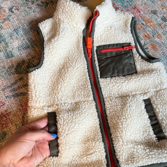 Crewcuts Sherpa Cream/Olive Green Kids 4/5 Vest Like New - Picture 3 of 6